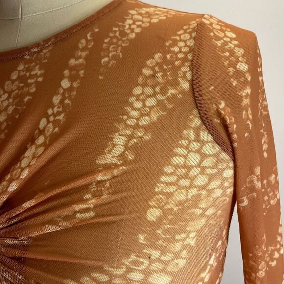 Urban Outfitters- Top - Picture 3 of 5